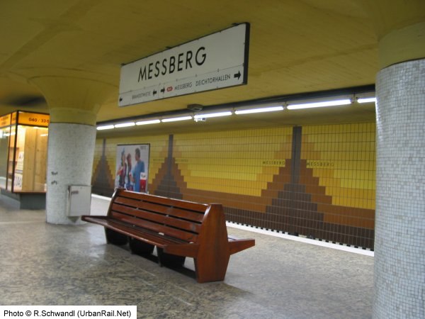 > Hamburg UBahn Gallery U1