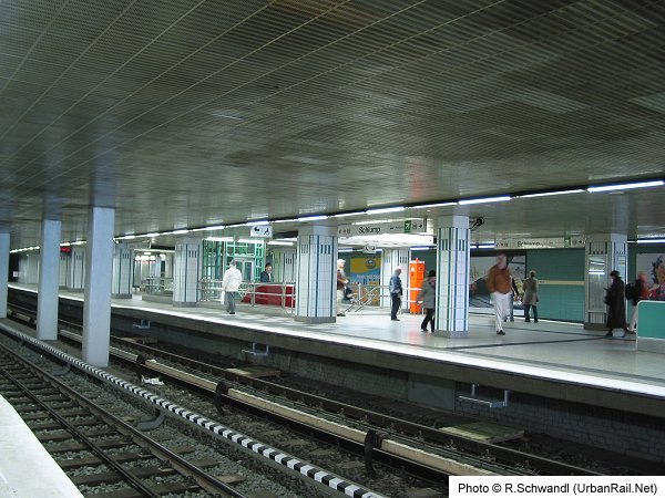 > Hamburg UBahn Gallery U3