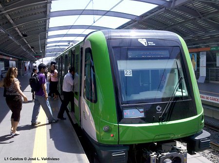 Lima Metro L1 Cabitos