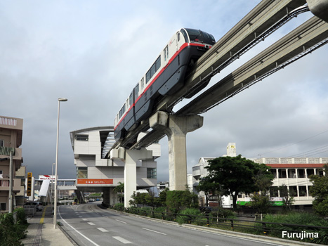 Naha Monorail Yuirail