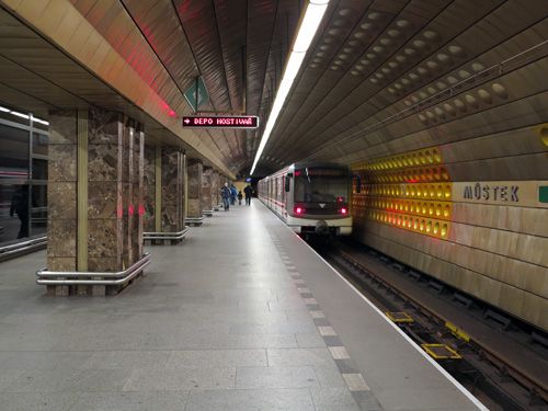 Metro Praha Line A