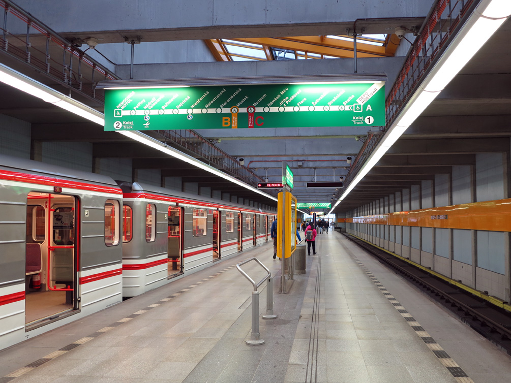 Metro Praha Line A