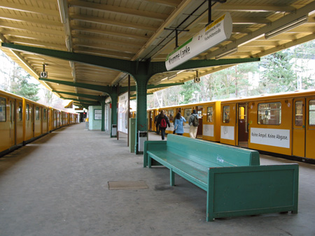 U-Bahnhof Krumme Lanke U3