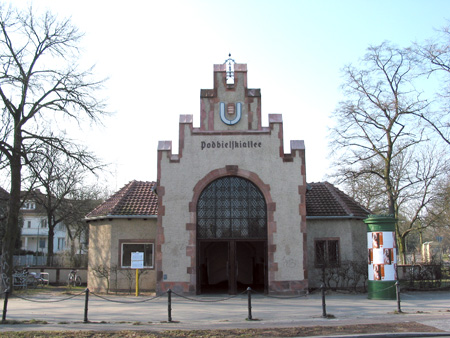 U-Bahnhof Podbielskiallee U3