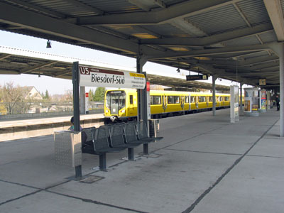 > U-Bahn Berlin > Line U5 - Hauptbahnhof - Hönow