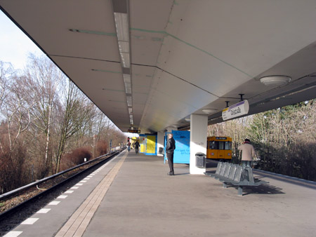 U-Bahnhof Otisstraße