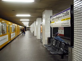 Kaiserin-Augusta-Straße