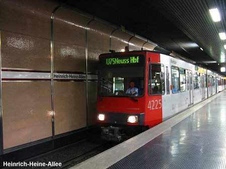 Stadtbahn Heinrich-Heine-Allee