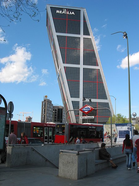 L1 Plaza de Castilla