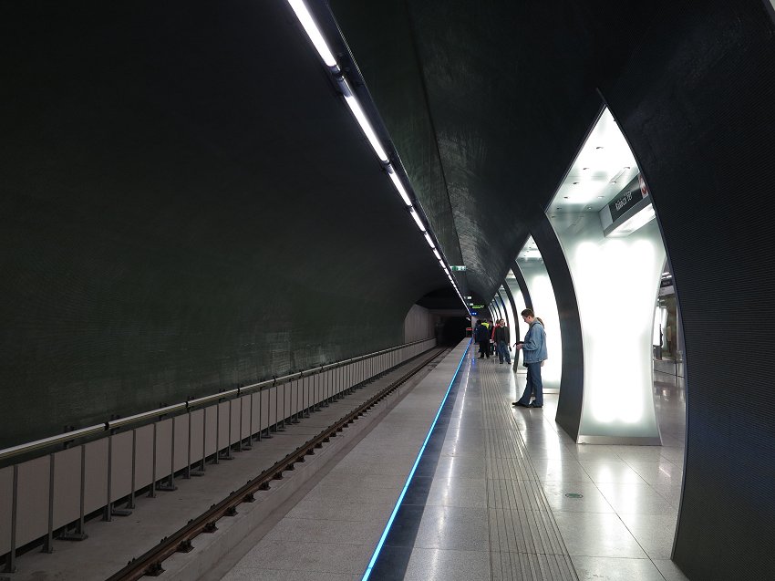 M4 Rákóczi tér