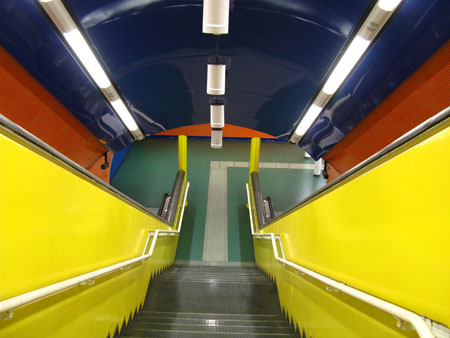 Metro Napoli - Linea 1 - Montedonzelli
