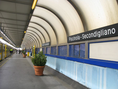 Metro Napoli - Linea 1 - Piscinola